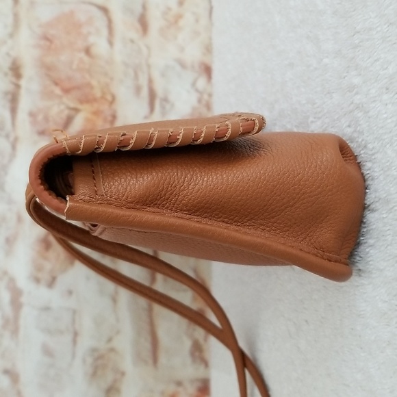 New HOBO Bramble Crossbody - Picture 7 of 16